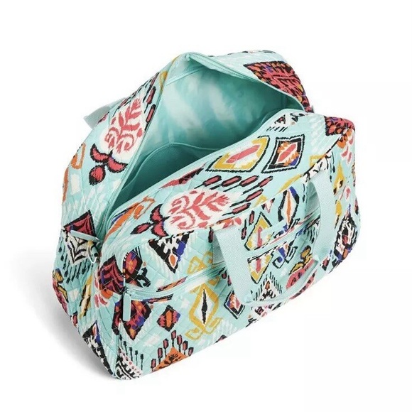 Vera Bradley Quilted Grand Traveler Bag “Pueblo” Pattern - Picture 2 of 6